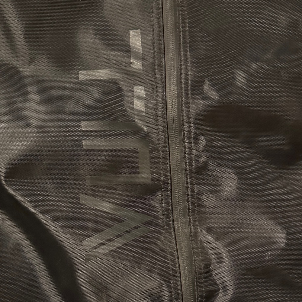 Stylish Gray Backpack for Everyday Use - Picture 3 of 5